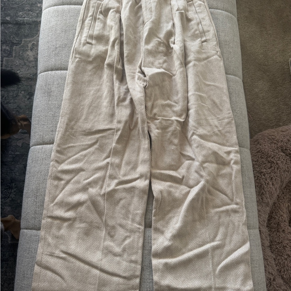 Banana Republic Light Tan Women’s Trousers